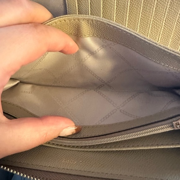 Michael Kors Tan Leather Wallet - Picture 10 of 14